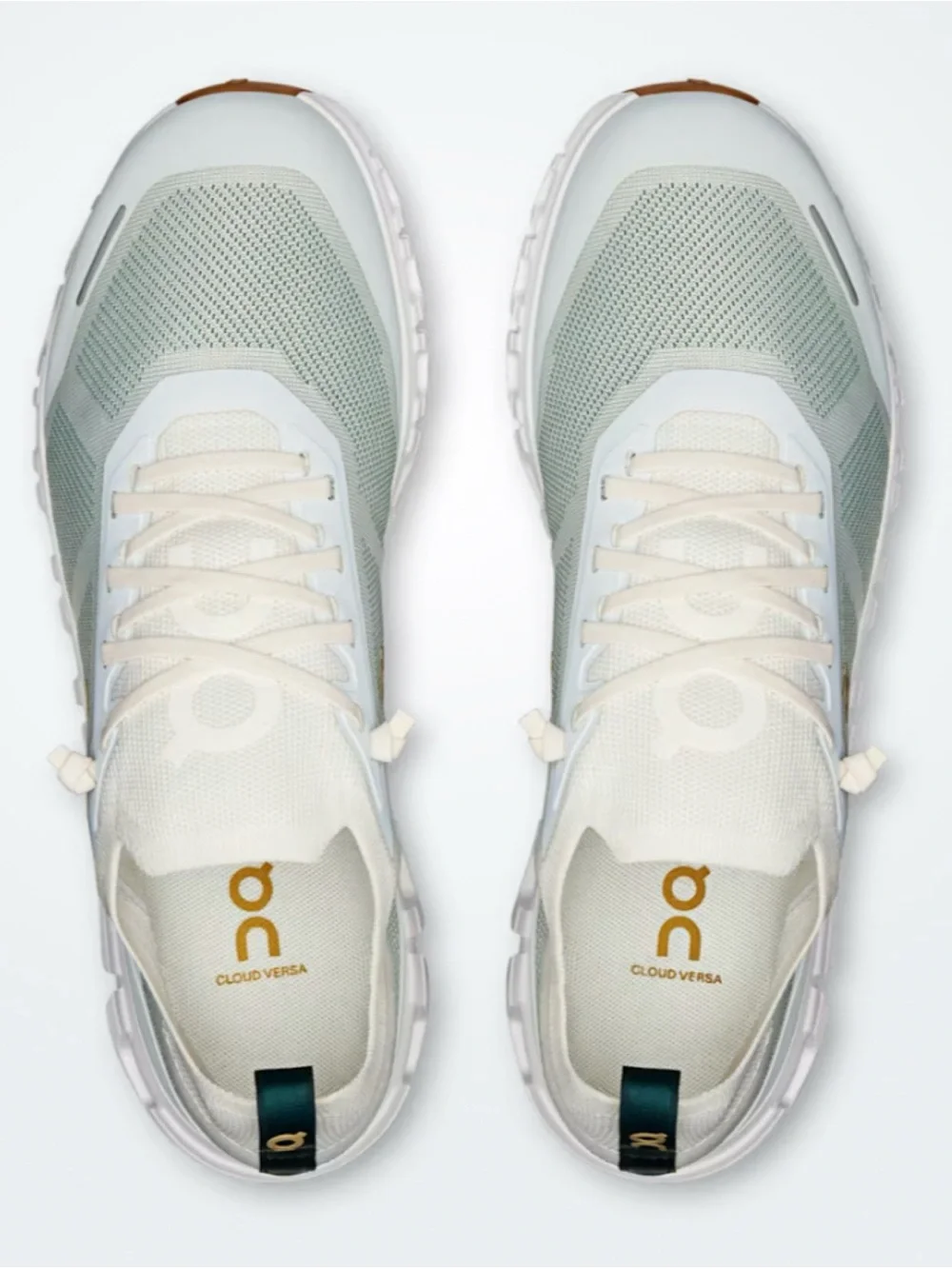 On Running Cloud 6 Versa in Ice | Spirulina Size 11.5 ~ Excellent